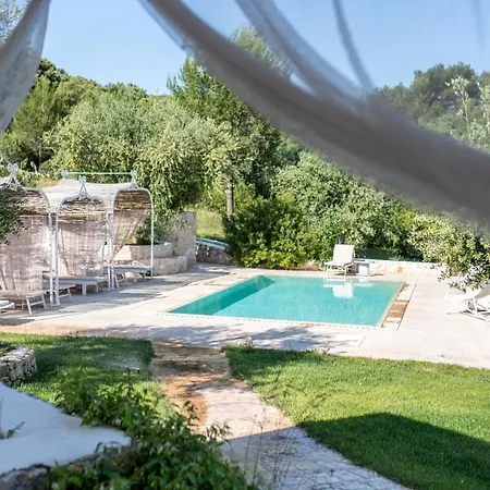 Villa Pigreco 6&2, Emma Ostuni
