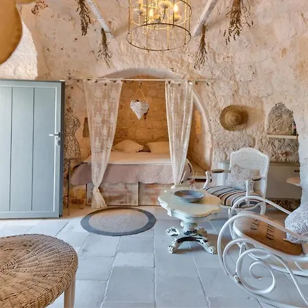 Pigreco 6&2, Emma Villa Ostuni